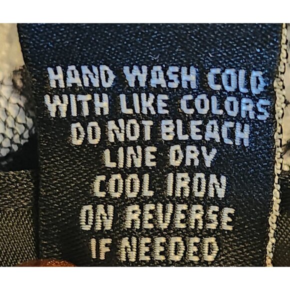 Torrid 0 (L-12) Black & White Floral Lace Top Short Sleeve V-Neck Sheer - Picture 8 of 8